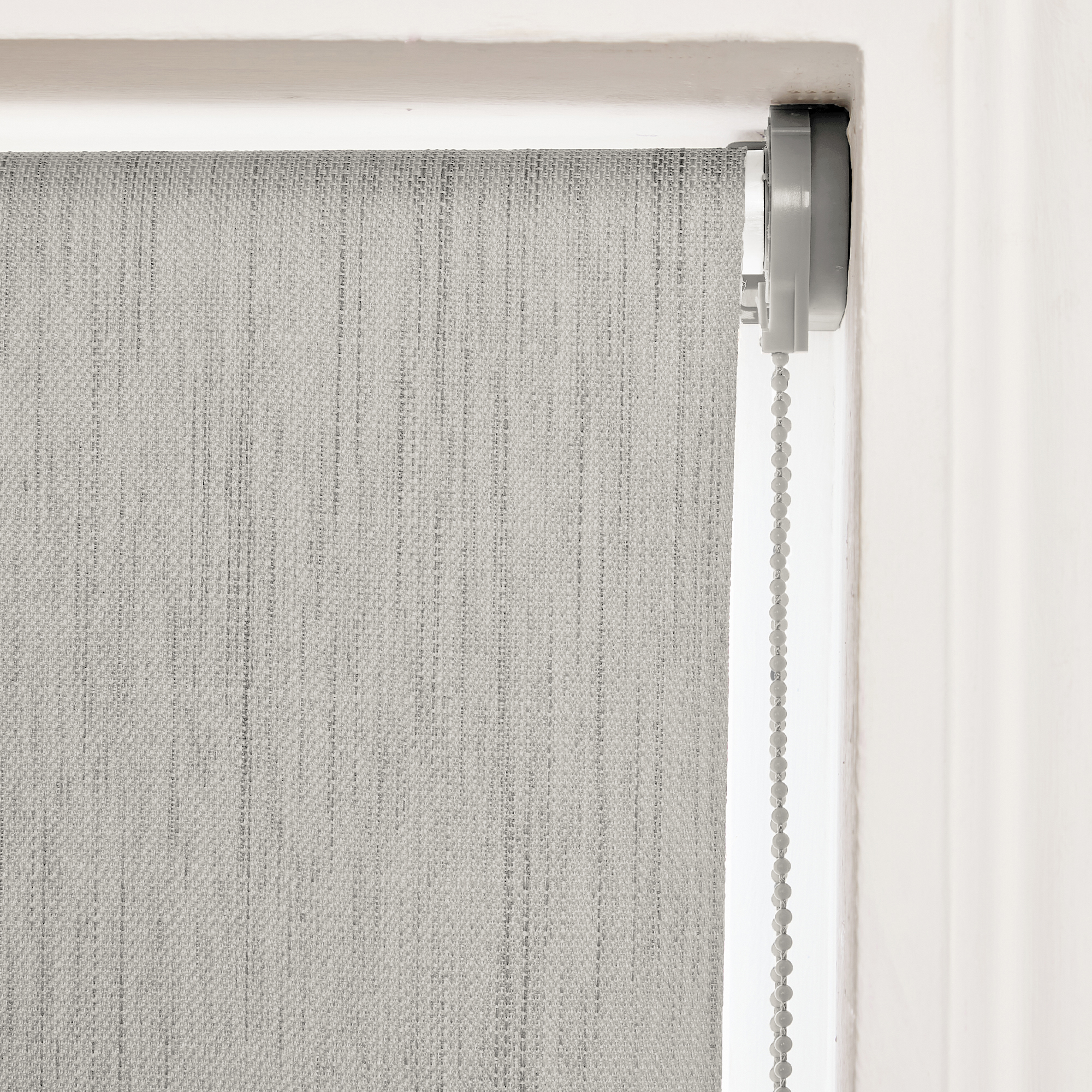 Block-out Roller Blind Sofia Natural - Image 3